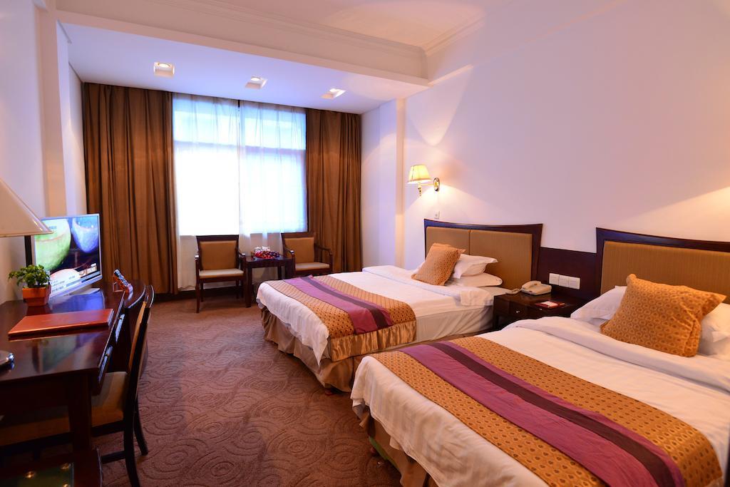 Baodao Exhibition Center Hotel Wuyishan  Rum bild
