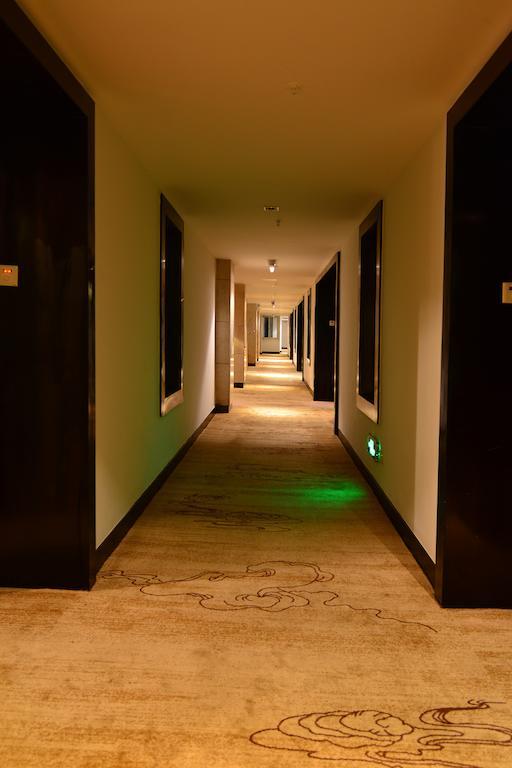 Baodao Exhibition Center Hotel Wuyishan  Exteriör bild