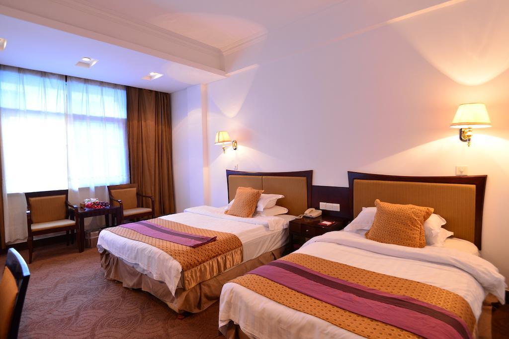 Baodao Exhibition Center Hotel Wuyishan  Exteriör bild