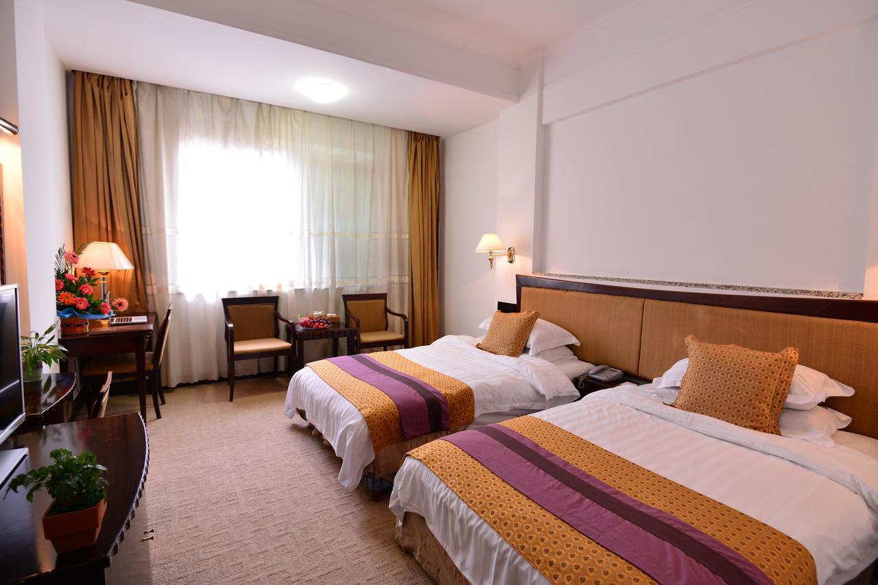 Baodao Exhibition Center Hotel Wuyishan  Exteriör bild
